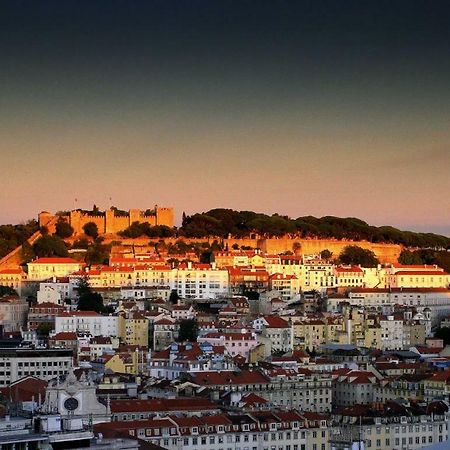 Chiado Apartment With View To The Castle Lisbon Exterior photo