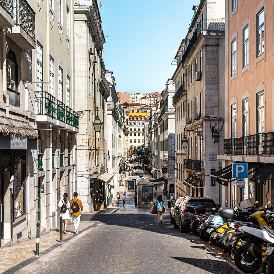 Chiado Apartment With View To The Castle Lisbon Exterior photo